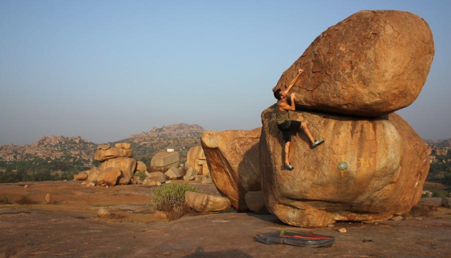 Hampi Boudlering