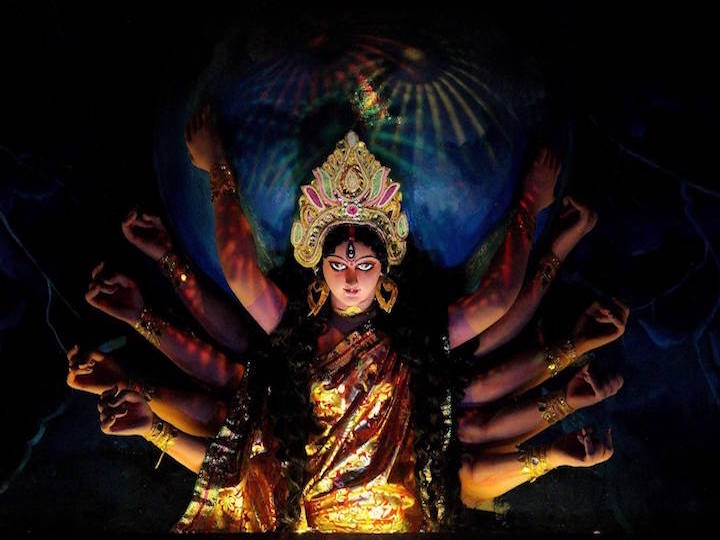 Kolkata Durga Puja Group Tour | Book Online