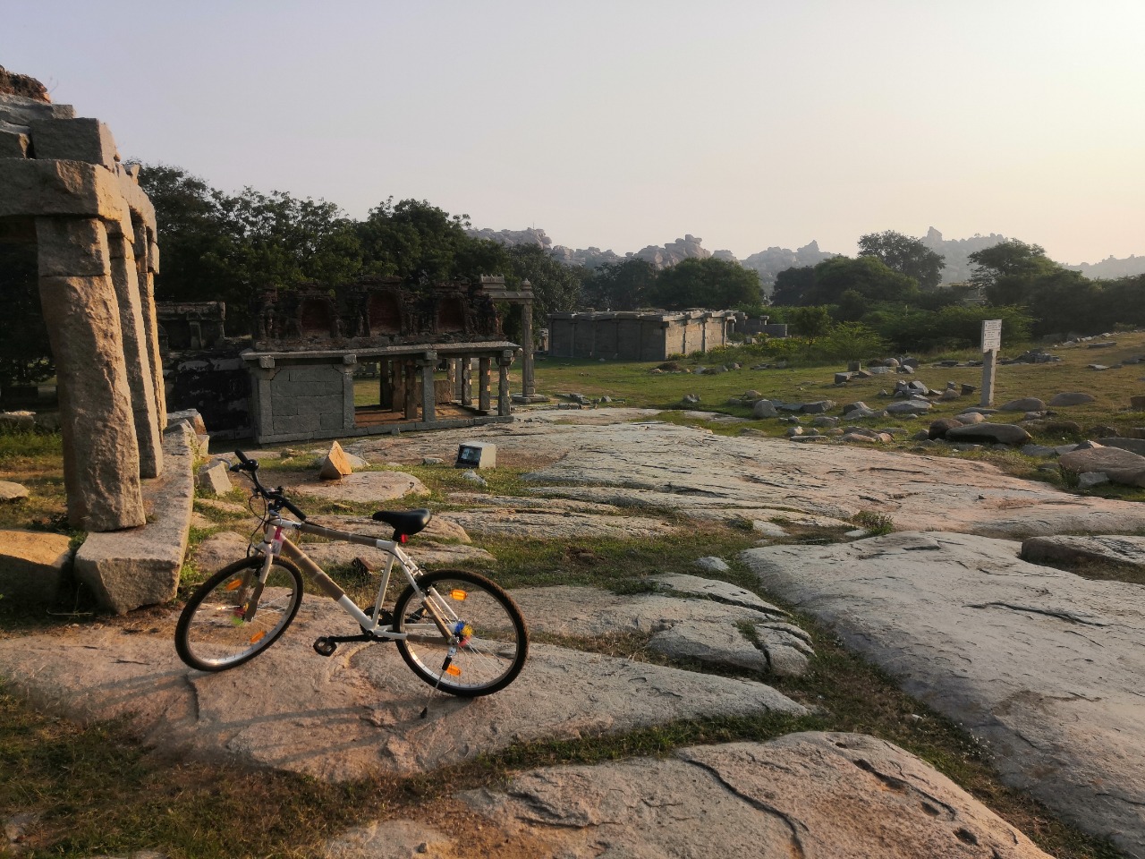 Hampi Backpacking Tour